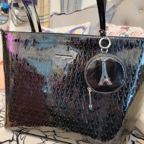 Karl Lagerfeld Handbags - Karl Lagerfeld tote w/coin bag